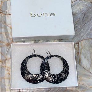 Beautiful Floral Hoop Round Metallic Earrings